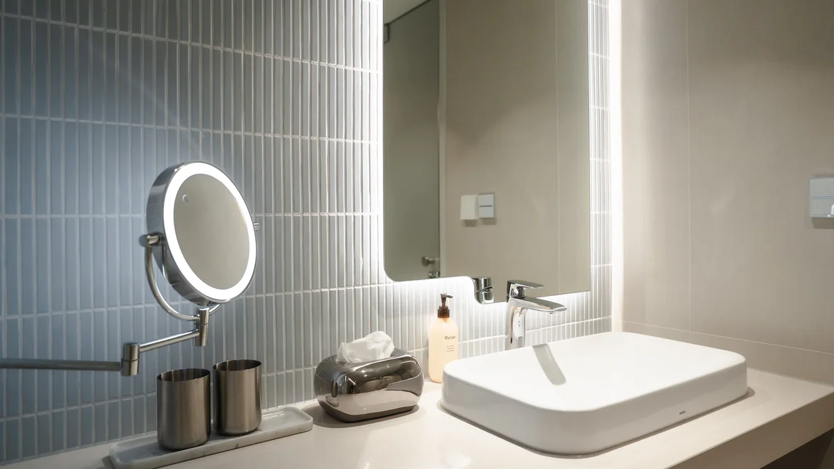 Banyo Aynası