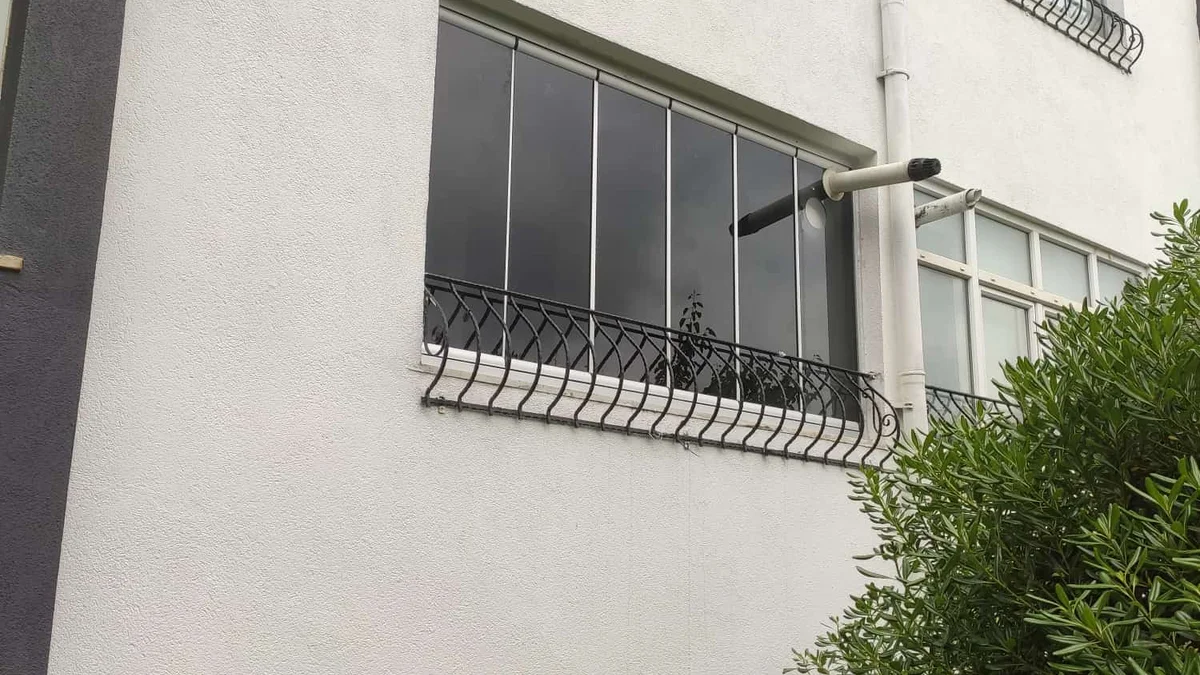 Katlanır Balkon Camı
